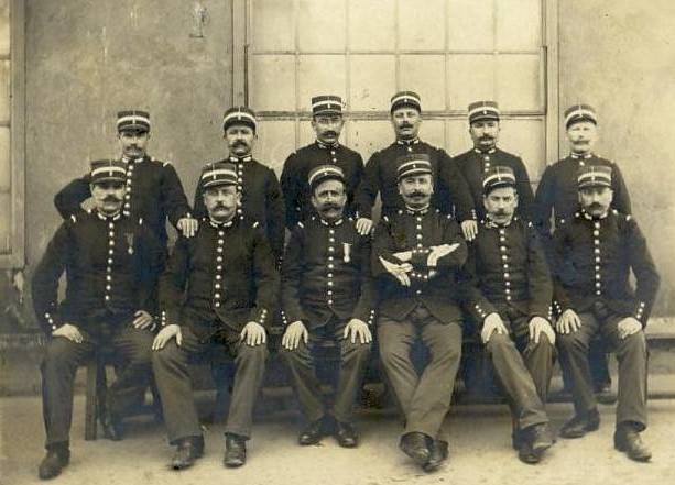 PHOTOS D'EPOQUE gendarmerie  190710