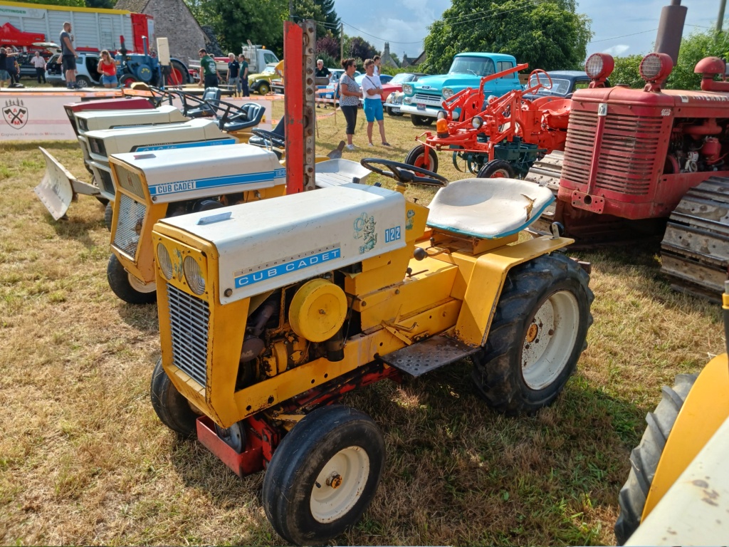 Tracteurs en fête - La Grèze - Sexcles (corrèze) 20230264