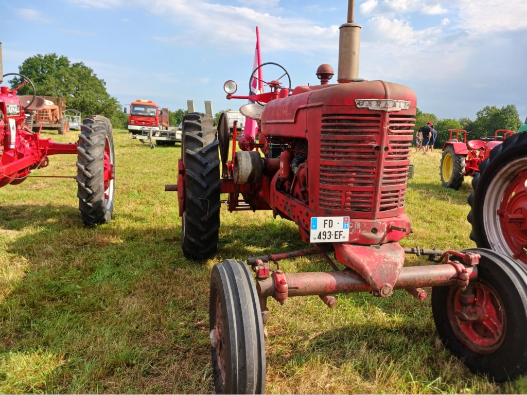 Tracteurs en fête - La Grèze - Sexcles (corrèze) 20230863