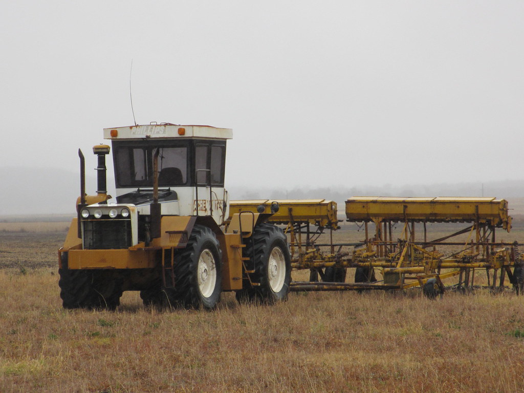 ACREMASTER : l'australien qui fabriquait aussi des IH Philli10