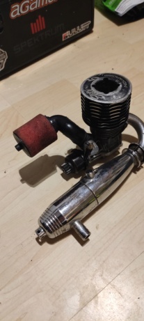 Vends pneus, radio, moteur et voiture Img_2031