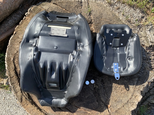 Selle solo + pouf passager pour Harley Davidson Touring 09-21 Img_8213