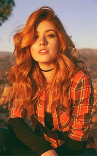 Katherine McNamara Kather30