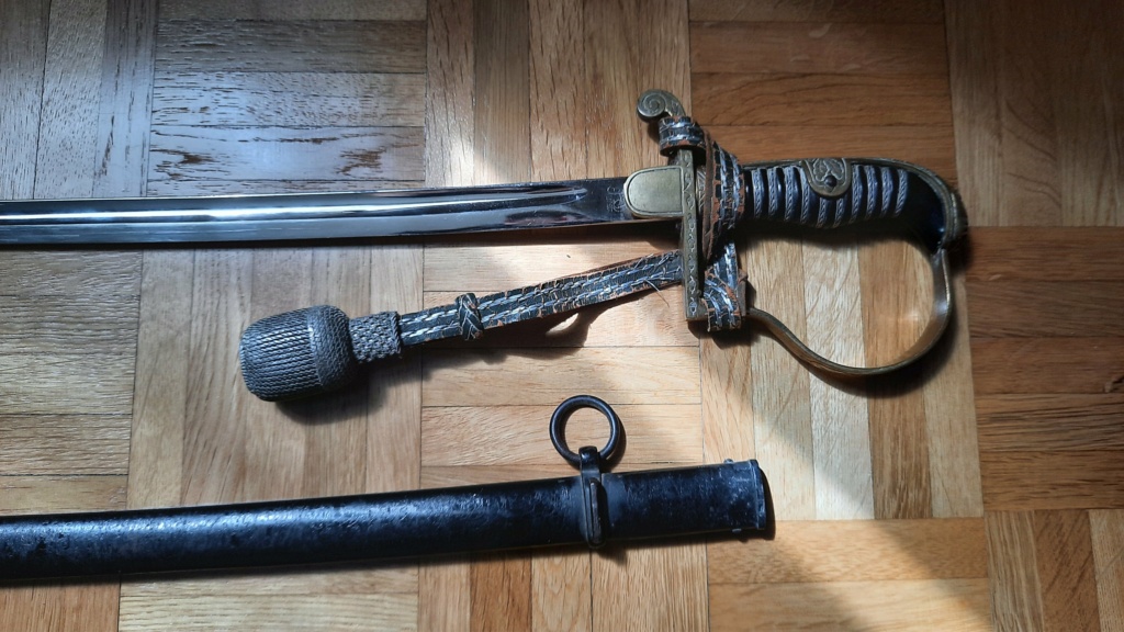 Sabre d'officier Eickhorn modèle n°1747 "Lutzöw" - Bis repetita 1615