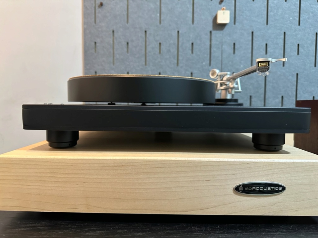 Clearaudio Vinly Turntable (SOLD) 1ac8d110