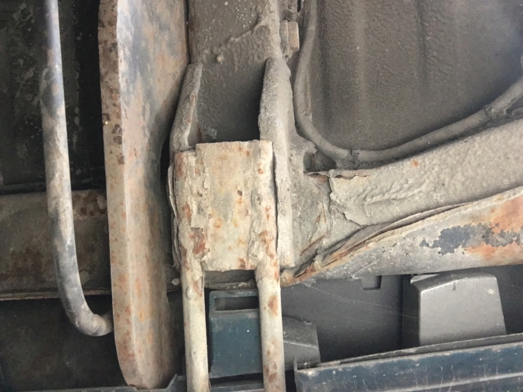 Demande d'avis sur corrosion châssis avant achat 03636910