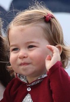 Princesa Charlotte de Cambridge D2a5bd10