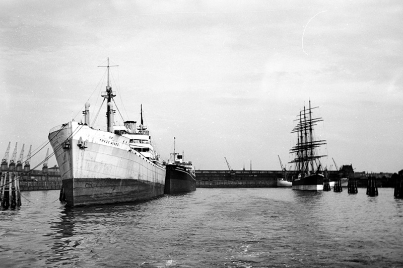 Hamburg zwischen 1948 und 1951 Hambur28