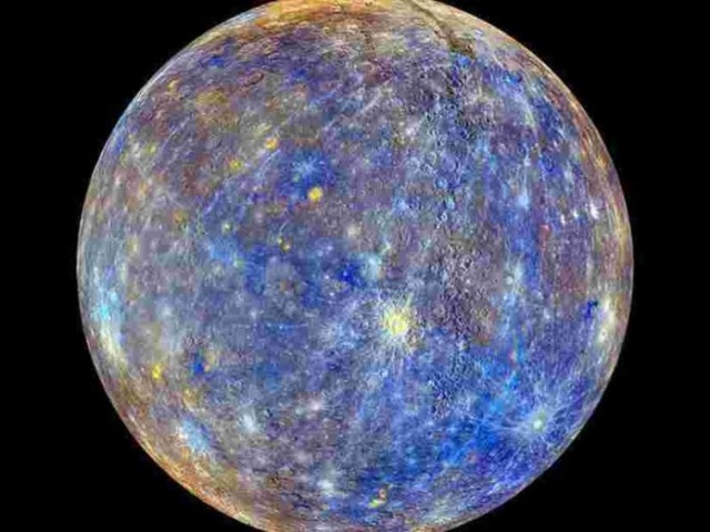 Une vue panoramique de Mercure en couleurs présentée par la NASA Voici-10