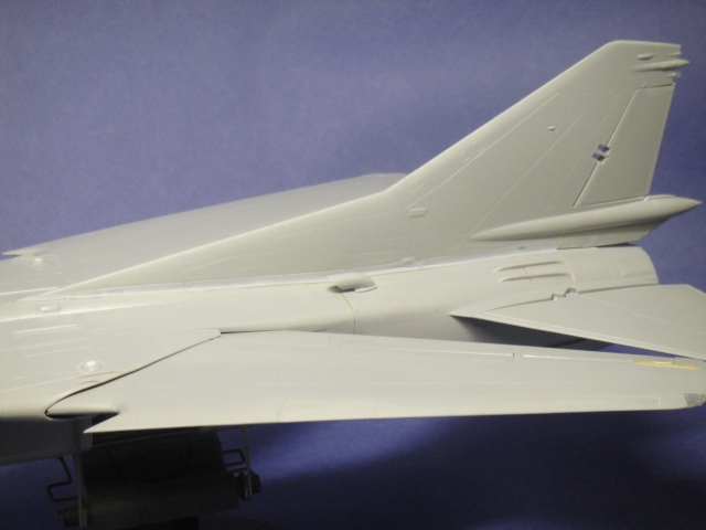 [Trumpeter] MiG23 MF Flogger 1/32 - Page 5 Dsc02612