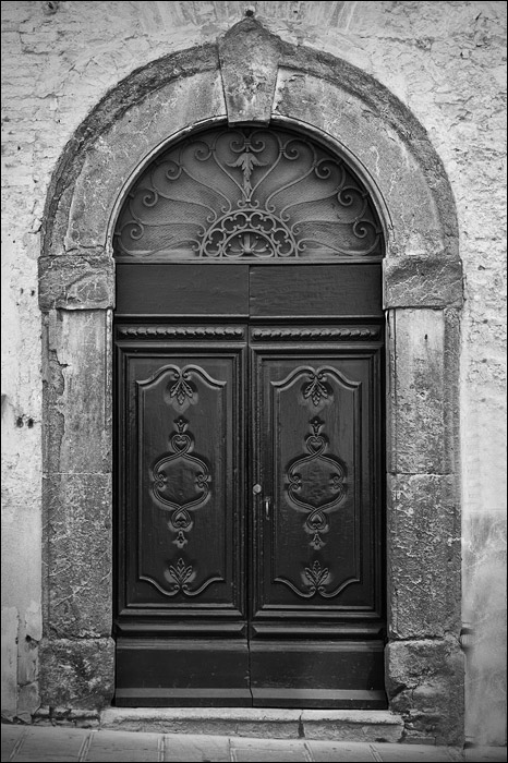 Une porte, nos portes, vos portes [fil ouvert] Porte-10