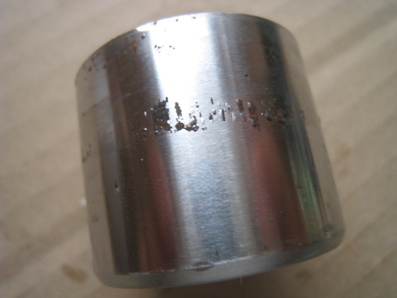 Cylindre étrier de frein oxydé Img_9218
