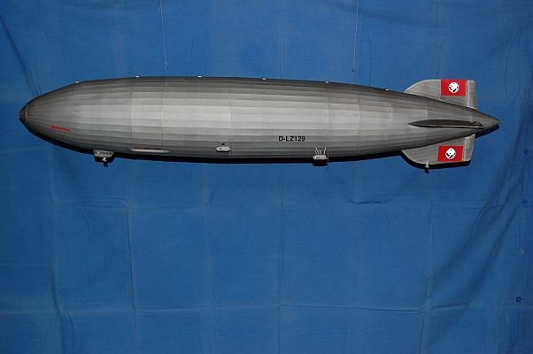 LZ- 129  "Hindenburg"   /  Schreiber, 1:200 - Seite 7 Hi80-110