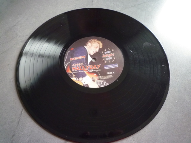 25CM-33 tours "Gone Johnny Gone" édité par BIGBEATRECORDS P1610470