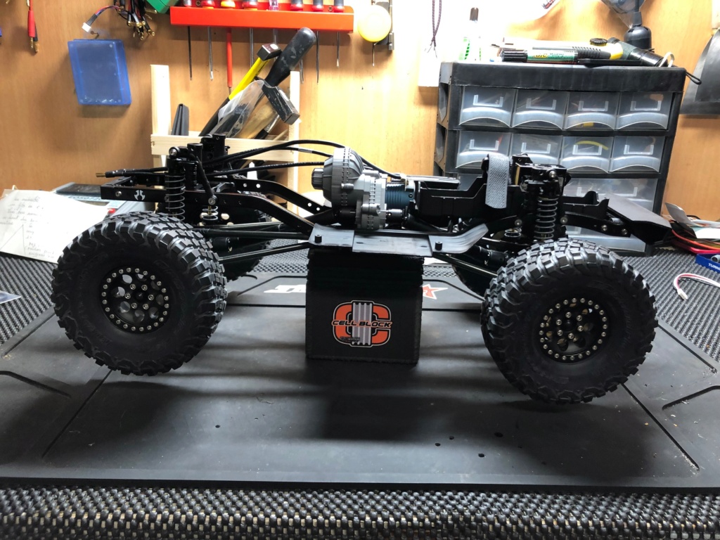 SCX10 2 Raw Builder Kit Img_0919