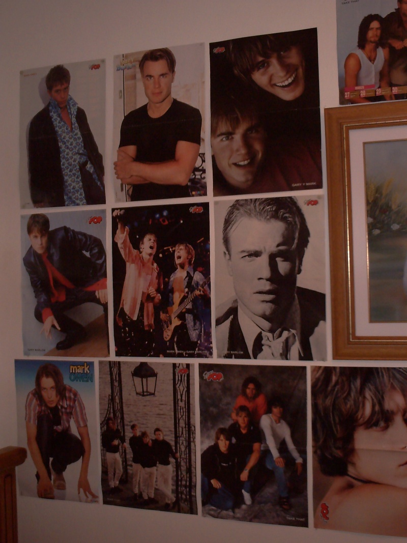 Do You Have Gary´s Posters In Your Wall ? Pict0011