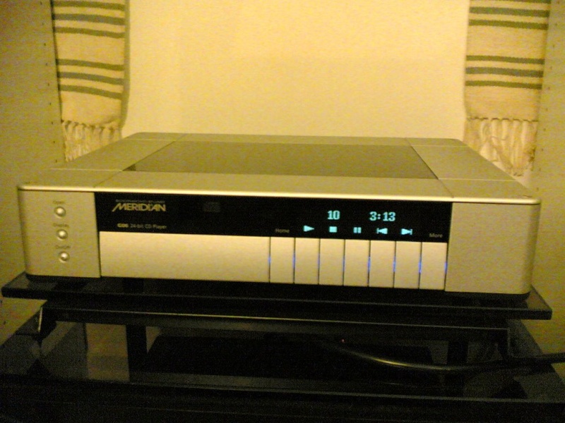 Meridian G08 CD player (Used) SOLD Meridi10