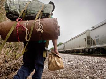 Sur la route (Jack Kerouac) le rouleau original J-kero10