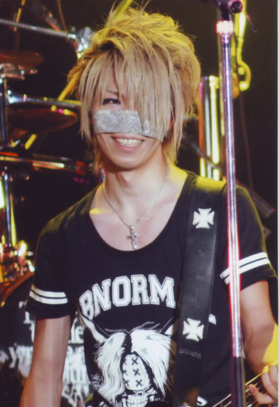 Reita (bass) Biab0810