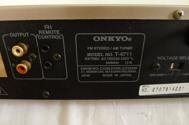 Onkyo Integra T-4711 tuner SOLD P1070037
