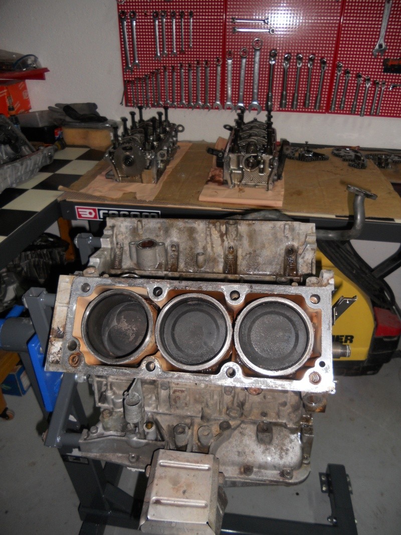 Refection moteur et boite d'une Alpine GTA Le Mans Dscn2622