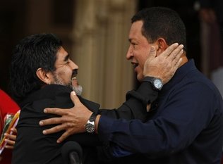 La desubicación de Maradona en la politica 94c00110