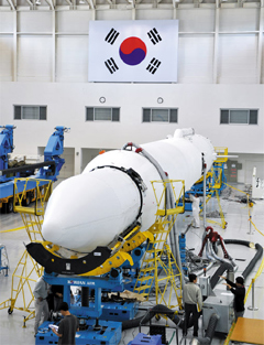 Fusée Coréenne...du Sud 20121011