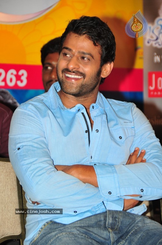 PRABHAS - Page 6 Happy_10