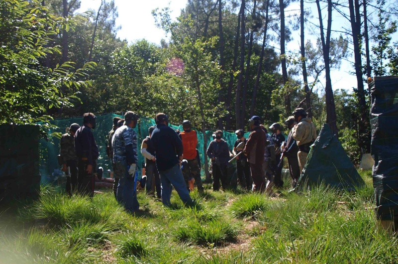 17 juillet, le bonheur c'est simple comme une partie de paintball Briefi10