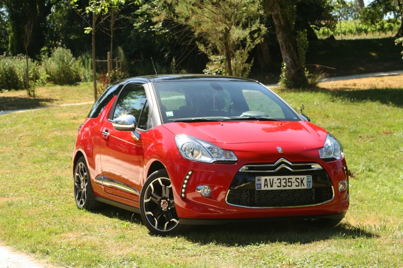 DS3 HDi 90 FAP So Chic / Rouge Aden - toit Noir Onyx - Page 3 Img_1928