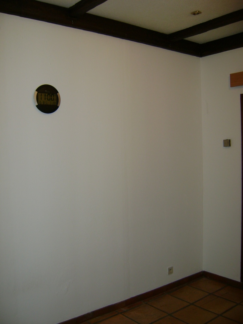 Le tapissage de notre nouvelle chambre + le salon Dsc06511