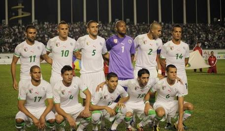 الخضر يطيرون إلى المغرب لمواجهة منتخب ليبيا Sans_t10