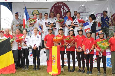 Or par équipe pour les jeunes cavaliers d'endurance- CHAMPIONNAT DU MONDE- TARBES Endura10