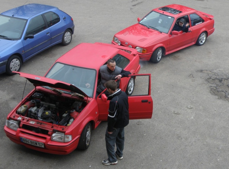 Ford escort RS Turbo de 90 (hatchback)  P1230010