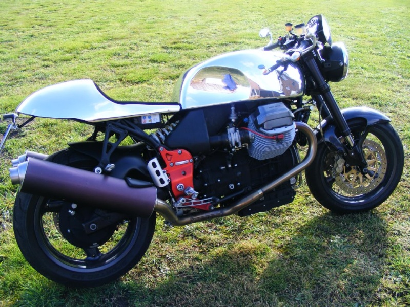 Guzzi's d'alu vêtues 31555110