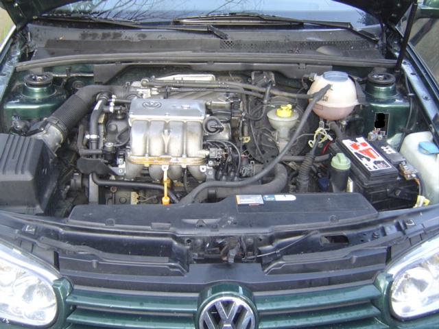 Restauration et entretien Golf IV Cabriolet essence 1.6 l 100 ch Moteur AFT Dsc06911