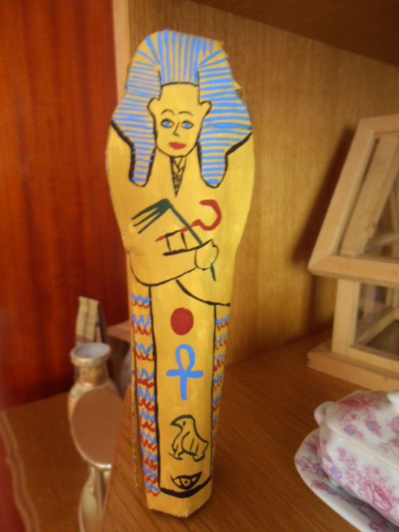 "Nefera" ... et le mini-musée égyptien d'Isabelle 00910