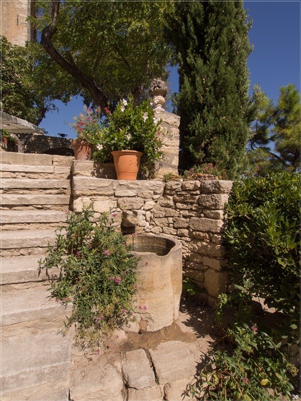 PBVF 48 Gordes Lr4-p977