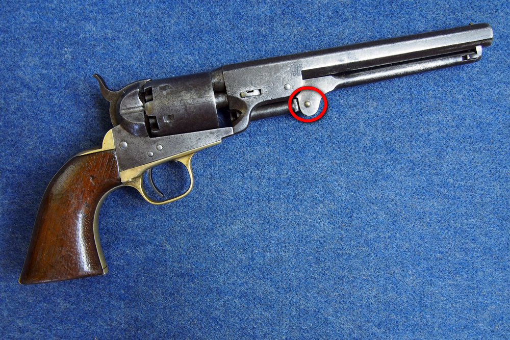 Trouvaille à la bourse de Draguignan aujourd'hui Colt 1851 Colt_113