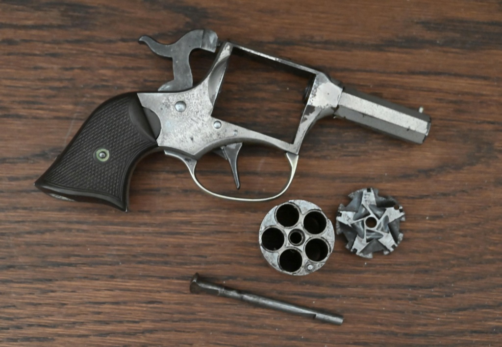 Le petit revolver Remington Rider Pocket Demont12