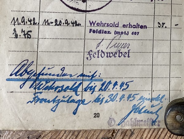 Soldbuch d'un Officier interprète des Ostruppen RUSSIE BRETAGNE 1942-45 Img_1623