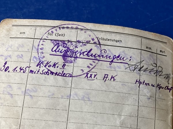 Soldbuch/Wehrpass Obergefreiter du Frontstalag 204 au Front de LORIENT 1944 Img_7915