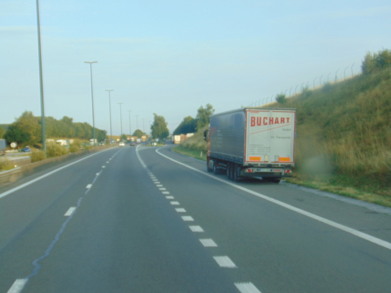 Les parkings d'autoroutes - Page 29 Dsc00438