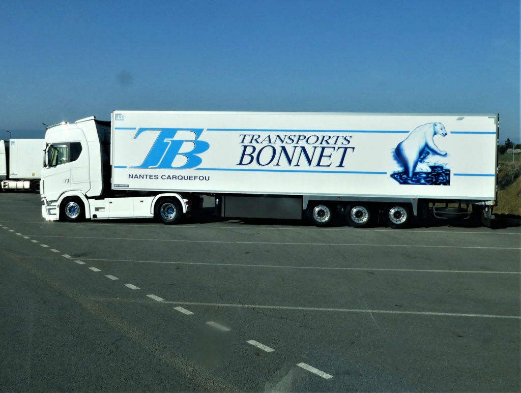 Transports Bonnet (Carquefou, 44) - Page 4 P1010011