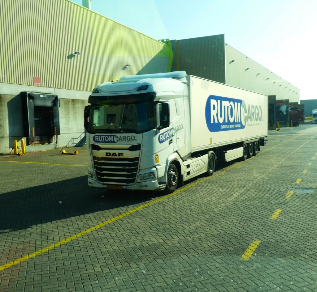 Rutom Cargo (Helmond) - Page 2 P1080416