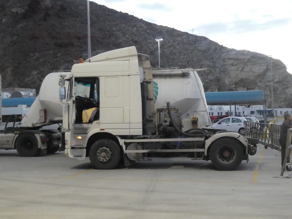 Camion de l'île de Santorin (Grèce)  Santor26