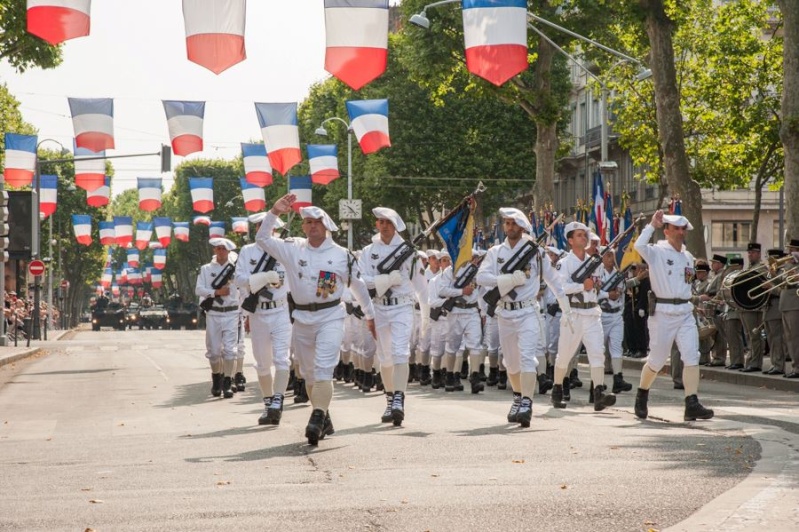 Armée Française / French Armed Forces - Page 21 0a131