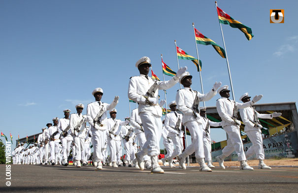 Forces Armées Togolaises / Togolese Armed Forces - Page 2 1a224