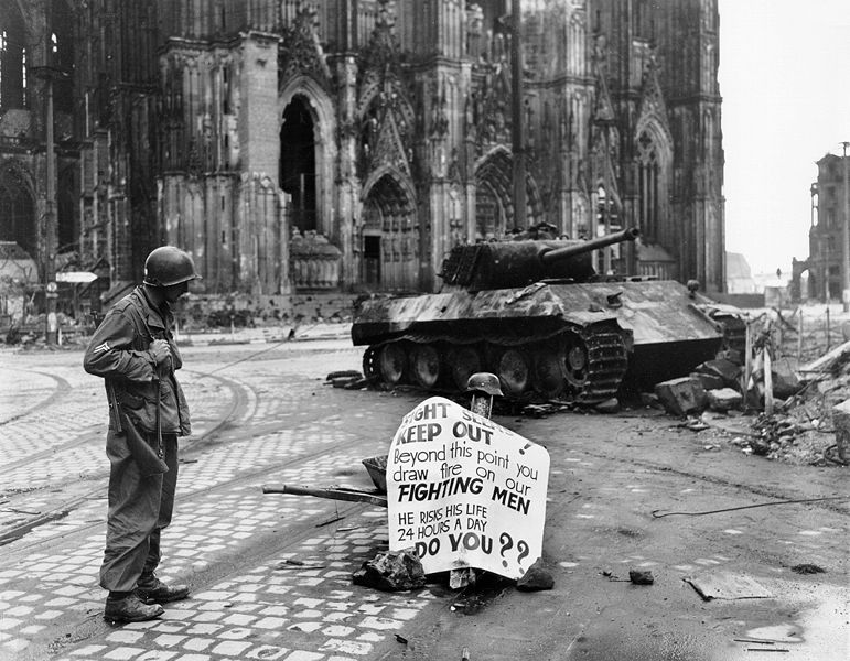 Battle for Cologne - tank duel - Video Cologn11