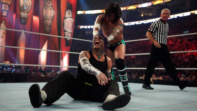 حصرياً  أقوى تغطية لتفاصيل العرض المنتظر WWE Night Of Champions 2012  33_all10